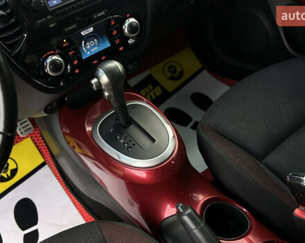 Красный Ниссан Жук, объемом двигателя 1.6 л и пробегом 209 тыс. км за 10900 $, фото 12 на Automoto.ua
