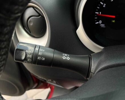 Красный Ниссан Жук, объемом двигателя 1.6 л и пробегом 209 тыс. км за 10900 $, фото 14 на Automoto.ua