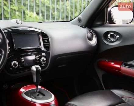 Красный Ниссан Жук, объемом двигателя 1.62 л и пробегом 154 тыс. км за 9900 $, фото 12 на Automoto.ua