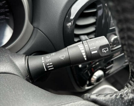 Красный Ниссан Жук, объемом двигателя 1.6 л и пробегом 130 тыс. км за 9999 $, фото 14 на Automoto.ua