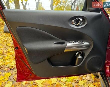 Красный Ниссан Жук, объемом двигателя 1.6 л и пробегом 131 тыс. км за 9990 $, фото 10 на Automoto.ua