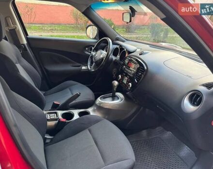 Красный Ниссан Жук, объемом двигателя 1.6 л и пробегом 170 тыс. км за 10300 $, фото 43 на Automoto.ua