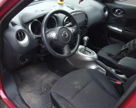 Красный Ниссан Жук, объемом двигателя 2 л и пробегом 126 тыс. км за 8900 $, фото 4 на Automoto.ua