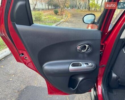 Красный Ниссан Жук, объемом двигателя 1.6 л и пробегом 170 тыс. км за 10300 $, фото 37 на Automoto.ua