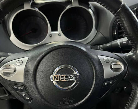 Червоний Ніссан Жук, об'ємом двигуна 1.6 л та пробігом 120 тис. км за 10000 $, фото 7 на Automoto.ua