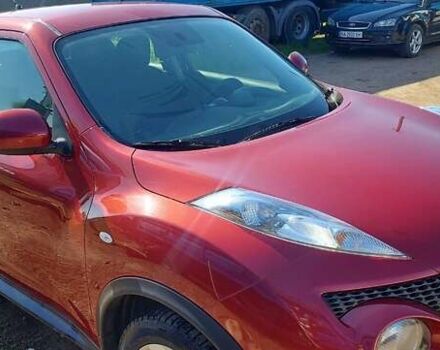 Червоний Ніссан Жук, об'ємом двигуна 1.62 л та пробігом 37 тис. км за 14000 $, фото 4 на Automoto.ua