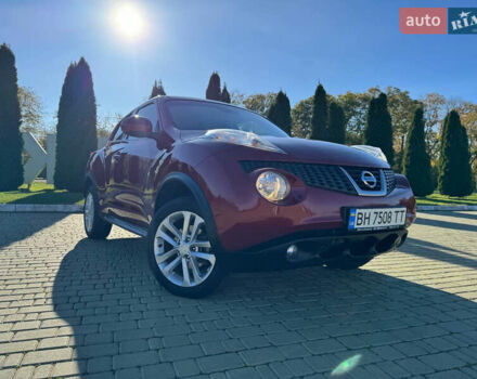 Красный Ниссан Жук, объемом двигателя 1.6 л и пробегом 169 тыс. км за 9800 $, фото 4 на Automoto.ua