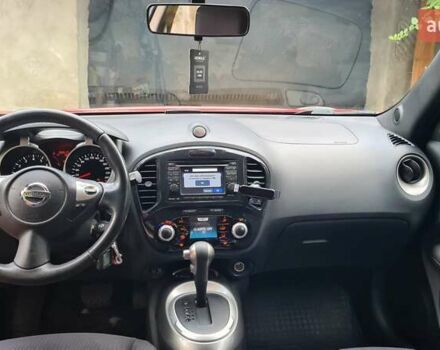 Червоний Ніссан Жук, об'ємом двигуна 1.6 л та пробігом 56 тис. км за 11500 $, фото 6 на Automoto.ua