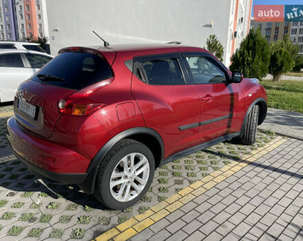 Червоний Ніссан Жук, об'ємом двигуна 1.6 л та пробігом 94 тис. км за 11500 $, фото 4 на Automoto.ua