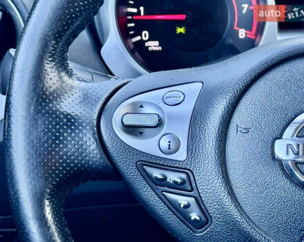 Красный Ниссан Жук, объемом двигателя 1.6 л и пробегом 54 тыс. км за 11500 $, фото 31 на Automoto.ua