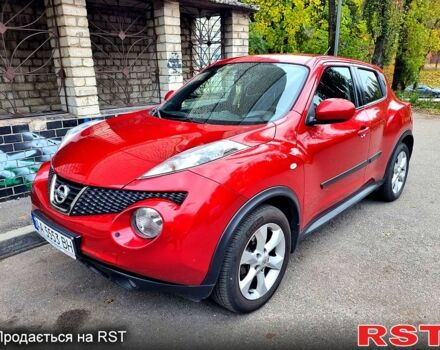 Красный Ниссан Жук, объемом двигателя 1.6 л и пробегом 130 тыс. км за 10700 $, фото 1 на Automoto.ua