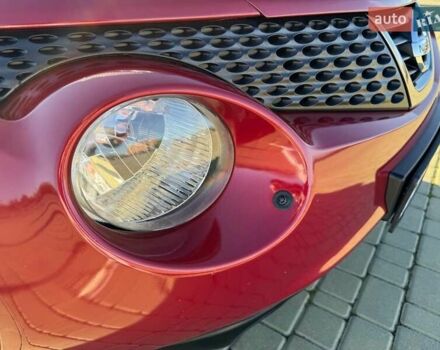 Красный Ниссан Жук, объемом двигателя 1.6 л и пробегом 170 тыс. км за 9700 $, фото 36 на Automoto.ua