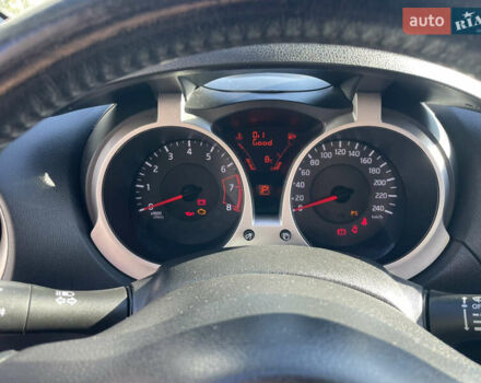 Червоний Ніссан Жук, об'ємом двигуна 1.6 л та пробігом 94 тис. км за 11500 $, фото 18 на Automoto.ua