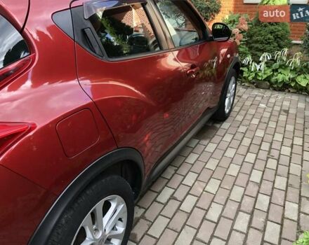 Красный Ниссан Жук, объемом двигателя 1.6 л и пробегом 131 тыс. км за 12600 $, фото 4 на Automoto.ua