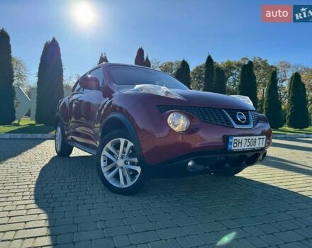 Красный Ниссан Жук, объемом двигателя 1.6 л и пробегом 170 тыс. км за 9700 $, фото 1 на Automoto.ua