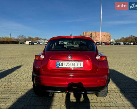 Красный Ниссан Жук, объемом двигателя 1.6 л и пробегом 169 тыс. км за 9800 $, фото 12 на Automoto.ua