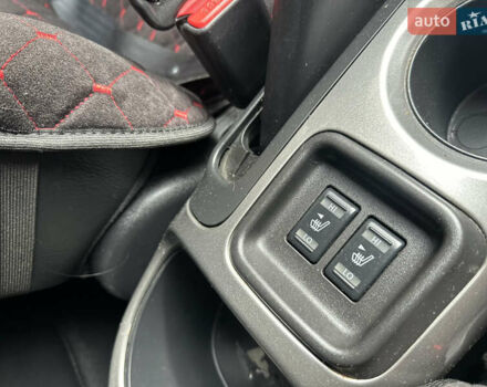 Червоний Ніссан Жук, об'ємом двигуна 1.6 л та пробігом 102 тис. км за 8950 $, фото 9 на Automoto.ua