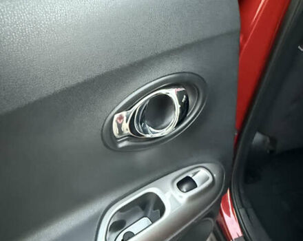 Червоний Ніссан Жук, об'ємом двигуна 1.6 л та пробігом 54 тис. км за 11800 $, фото 12 на Automoto.ua