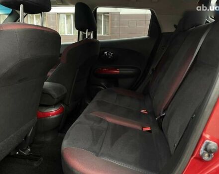 Красный Ниссан Жук, объемом двигателя 1.6 л и пробегом 188 тыс. км за 10500 $, фото 19 на Automoto.ua