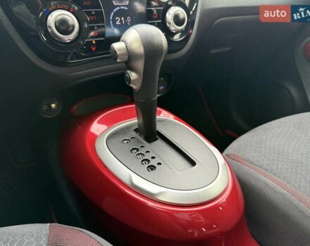Червоний Ніссан Жук, об'ємом двигуна 1.6 л та пробігом 151 тис. км за 9900 $, фото 24 на Automoto.ua