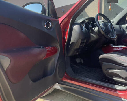 Красный Ниссан Жук, объемом двигателя 1.6 л и пробегом 147 тыс. км за 10700 $, фото 6 на Automoto.ua