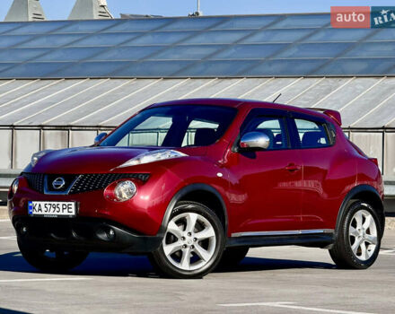 Красный Ниссан Жук, объемом двигателя 1.6 л и пробегом 54 тыс. км за 11500 $, фото 2 на Automoto.ua