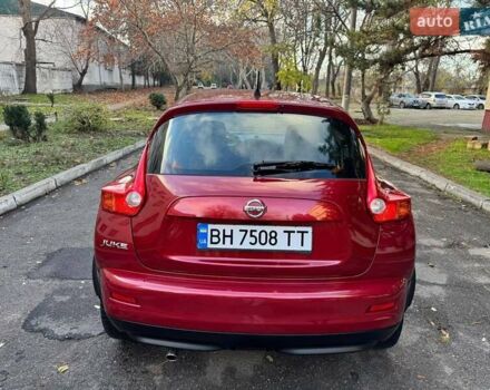 Красный Ниссан Жук, объемом двигателя 1.6 л и пробегом 170 тыс. км за 10300 $, фото 18 на Automoto.ua