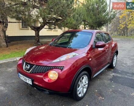 Красный Ниссан Жук, объемом двигателя 1.6 л и пробегом 170 тыс. км за 10300 $, фото 3 на Automoto.ua