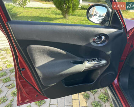 Червоний Ніссан Жук, об'ємом двигуна 1.6 л та пробігом 94 тис. км за 11500 $, фото 24 на Automoto.ua