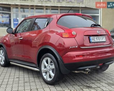 Красный Ниссан Жук, объемом двигателя 1.6 л и пробегом 127 тыс. км за 9777 $, фото 2 на Automoto.ua