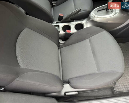 Красный Ниссан Жук, объемом двигателя 1.6 л и пробегом 130 тыс. км за 10500 $, фото 51 на Automoto.ua