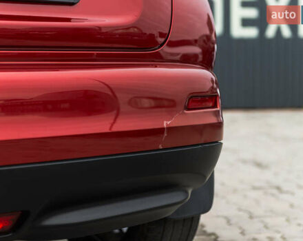 Красный Ниссан Жук, объемом двигателя 1.6 л и пробегом 88 тыс. км за 12400 $, фото 8 на Automoto.ua