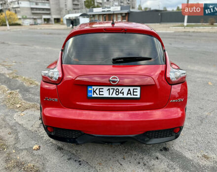 Красный Ниссан Жук, объемом двигателя 1.6 л и пробегом 115 тыс. км за 12000 $, фото 4 на Automoto.ua