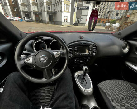 Червоний Ніссан Жук, об'ємом двигуна 1.6 л та пробігом 101 тис. км за 10400 $, фото 11 на Automoto.ua