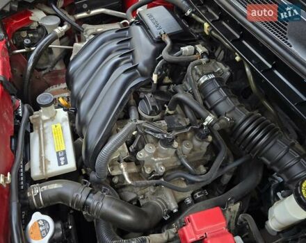 Червоний Ніссан Жук, об'ємом двигуна 1.6 л та пробігом 135 тис. км за 11200 $, фото 104 на Automoto.ua