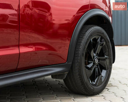 Красный Ниссан Жук, объемом двигателя 1.6 л и пробегом 88 тыс. км за 12400 $, фото 3 на Automoto.ua