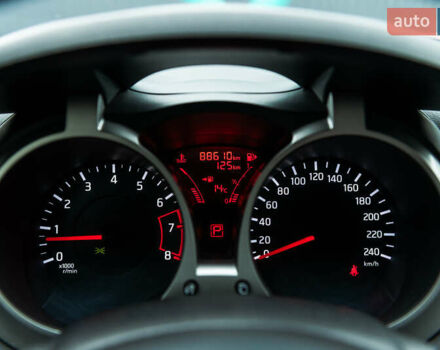 Красный Ниссан Жук, объемом двигателя 1.6 л и пробегом 88 тыс. км за 12400 $, фото 38 на Automoto.ua