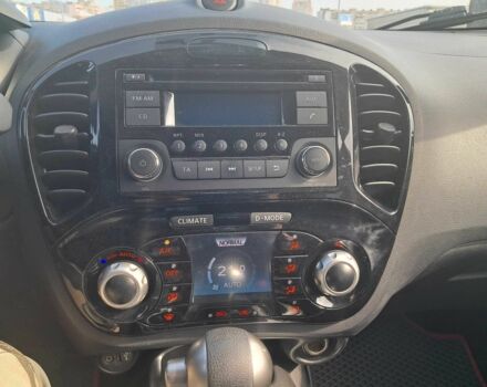 Красный Ниссан Жук, объемом двигателя 1.6 л и пробегом 118 тыс. км за 10500 $, фото 23 на Automoto.ua