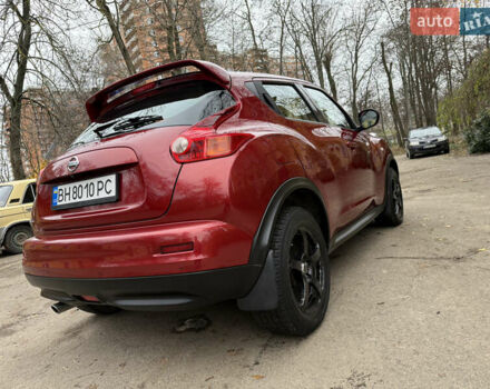 Красный Ниссан Жук, объемом двигателя 1.6 л и пробегом 130 тыс. км за 10500 $, фото 16 на Automoto.ua