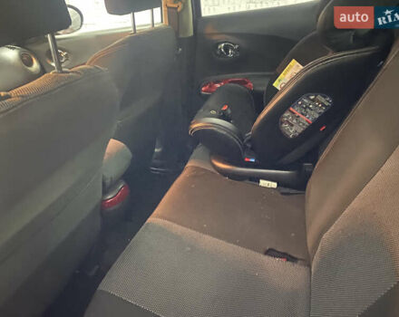 Красный Ниссан Жук, объемом двигателя 1.6 л и пробегом 165 тыс. км за 8200 $, фото 25 на Automoto.ua