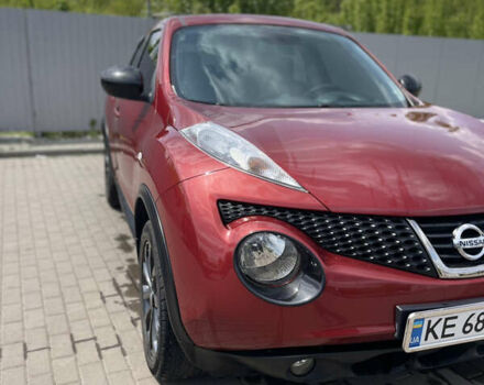 Красный Ниссан Жук, объемом двигателя 1.6 л и пробегом 108 тыс. км за 10700 $, фото 1 на Automoto.ua