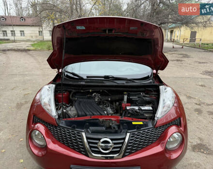 Красный Ниссан Жук, объемом двигателя 1.6 л и пробегом 130 тыс. км за 10500 $, фото 29 на Automoto.ua