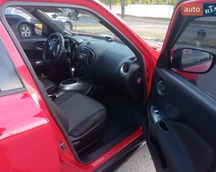 Красный Ниссан Жук, объемом двигателя 1.6 л и пробегом 150 тыс. км за 11200 $, фото 10 на Automoto.ua