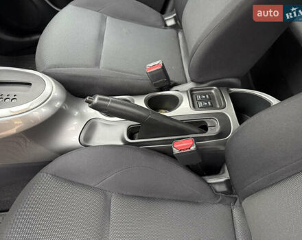 Красный Ниссан Жук, объемом двигателя 1.6 л и пробегом 130 тыс. км за 10500 $, фото 43 на Automoto.ua