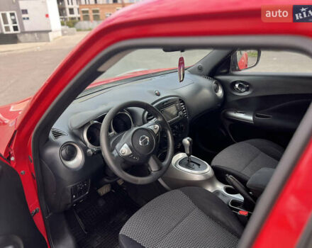 Червоний Ніссан Жук, об'ємом двигуна 1.6 л та пробігом 101 тис. км за 10400 $, фото 9 на Automoto.ua