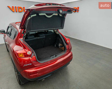 Красный Ниссан Жук, объемом двигателя 1.6 л и пробегом 84 тыс. км за 12272 $, фото 6 на Automoto.ua