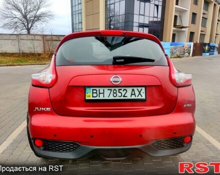 Червоний Ніссан Жук, об'ємом двигуна 1.6 л та пробігом 125 тис. км за 11950 $, фото 3 на Automoto.ua