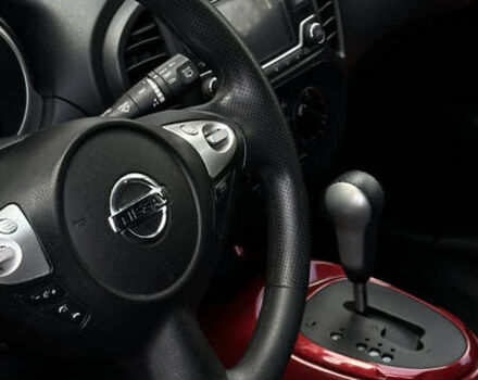 Красный Ниссан Жук, объемом двигателя 1.6 л и пробегом 102 тыс. км за 12300 $, фото 5 на Automoto.ua