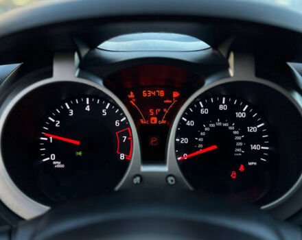 Червоний Ніссан Жук, об'ємом двигуна 1.6 л та пробігом 95 тис. км за 13300 $, фото 10 на Automoto.ua