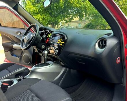 Красный Ниссан Жук, объемом двигателя 1.6 л и пробегом 85 тыс. км за 12500 $, фото 8 на Automoto.ua